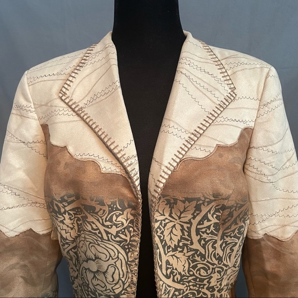 Coldwater Creek faux suede blazer. Cream and different shades of tans size P14 - Picture 4 of 16